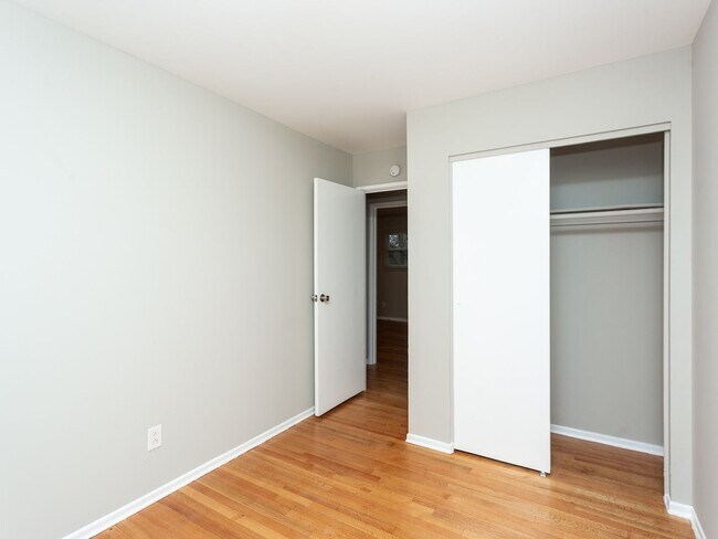 Building Photo - Charming 3 Bed 1 Bath Home