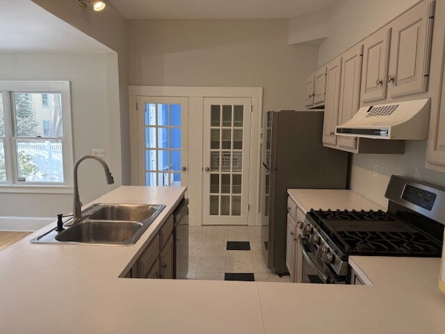 Building Photo - Beautiful First-Floor Condo in Portland’s West End