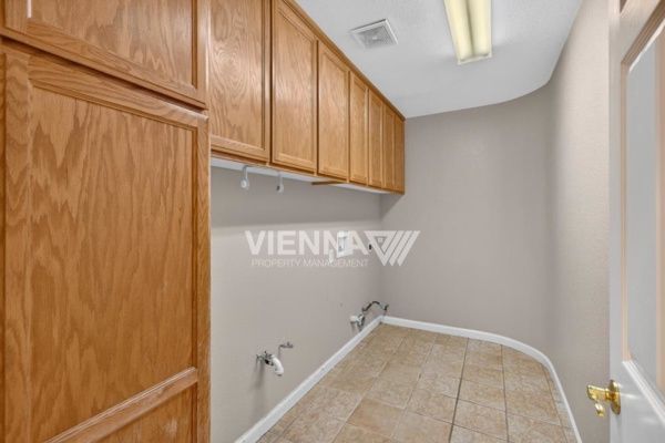 Building Photo - 3180 Mount Tamalpais Dr