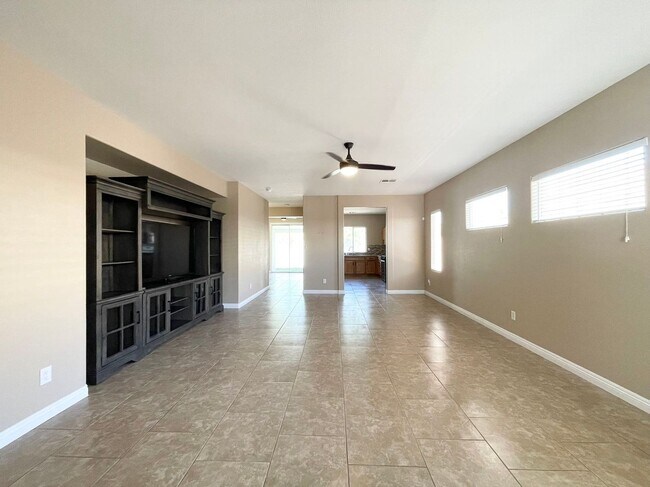 Building Photo - Dream Home in the Heart of Summerlin