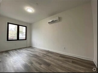 Building Photo - 28A Lawton St