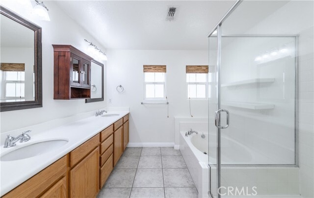 Building Photo - 502 N Placer Privado
