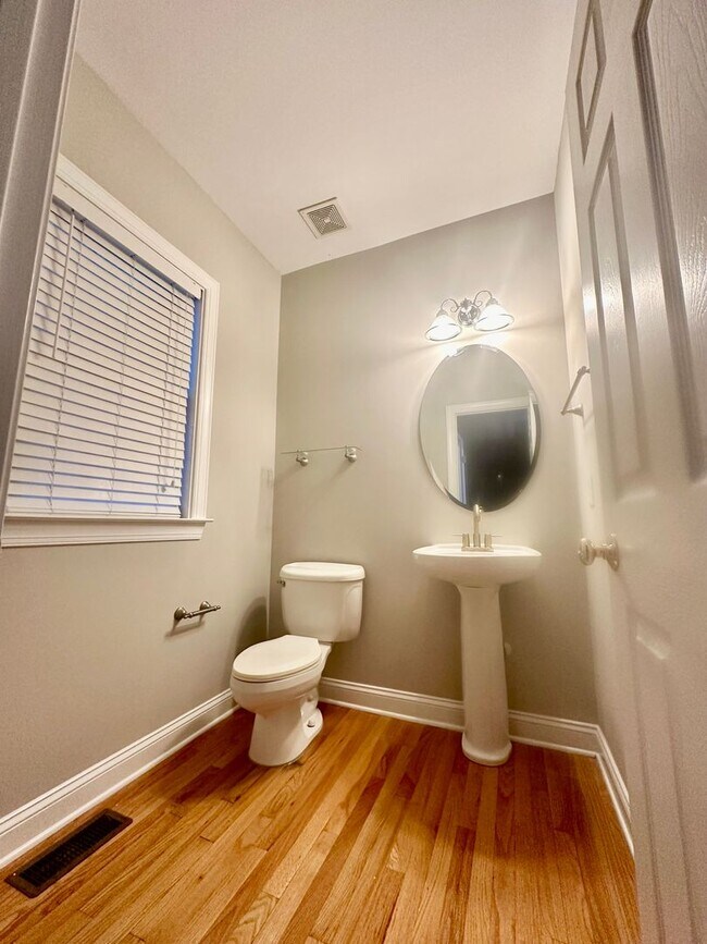 Building Photo - Spacious Waxhaw Home