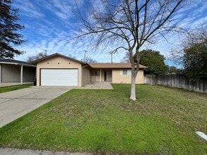Building Photo - Comfortable  Foothill Farms Home near schools, parks, theatre, and Hwy 80.