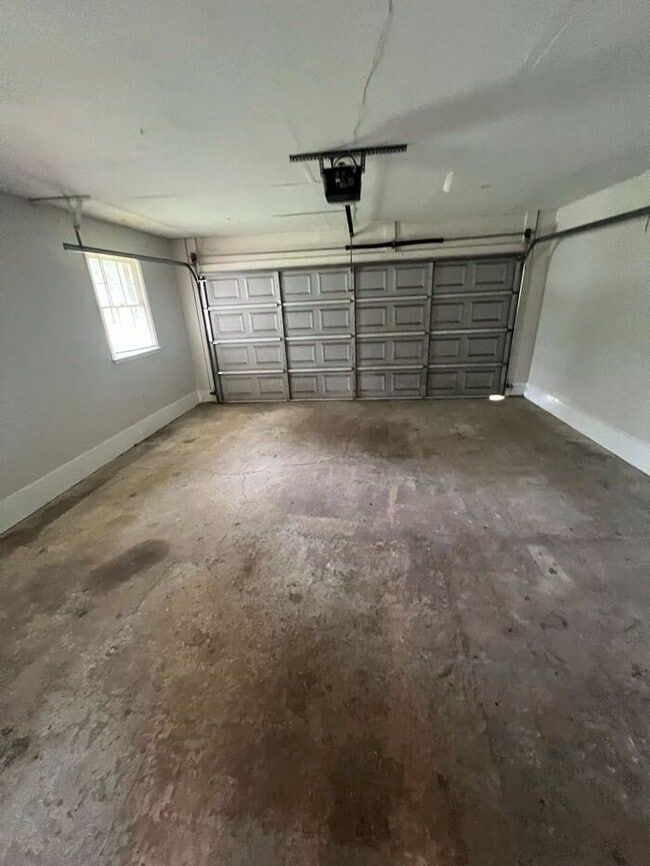 Building Photo - !!!WARNING: AVOID SCAMS CONFIRM RENTAL AT ...