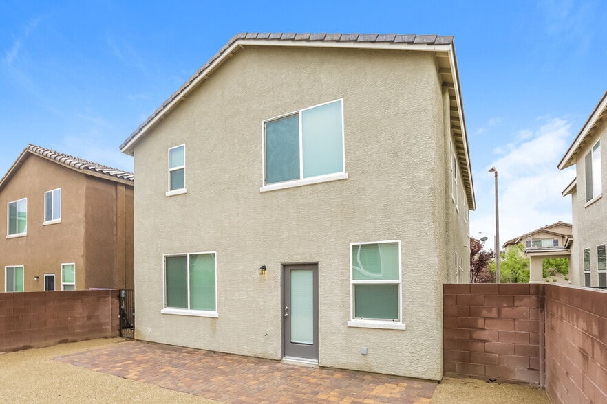 Building Photo - 7376 Cobbhan Dr