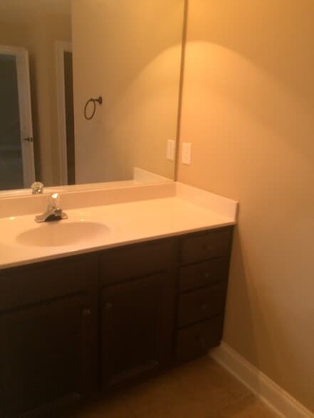 Building Photo - 319 Haywood Dr