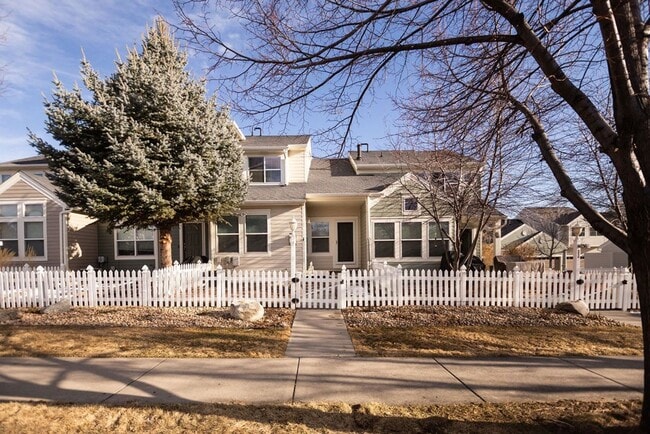 Building Photo - 4040 Plum Creek Dr