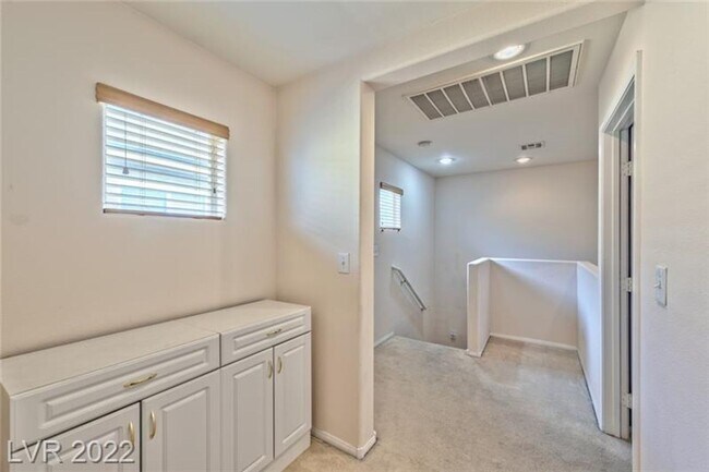 Building Photo - 3BD/2.5BA | Open-Concept Living in Gated Cottages at Southern Hills