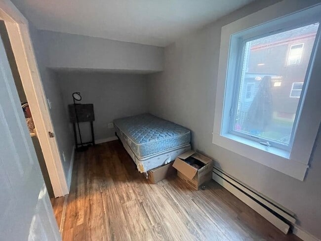 Building Photo - 49 Terrill St