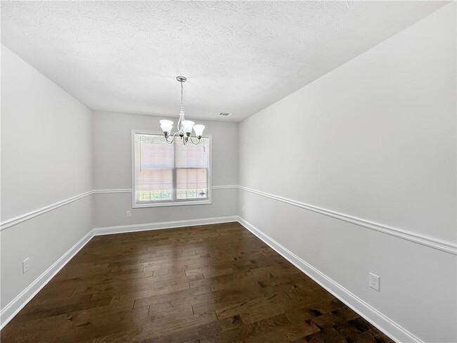 Building Photo - 4410 Wessington Ln