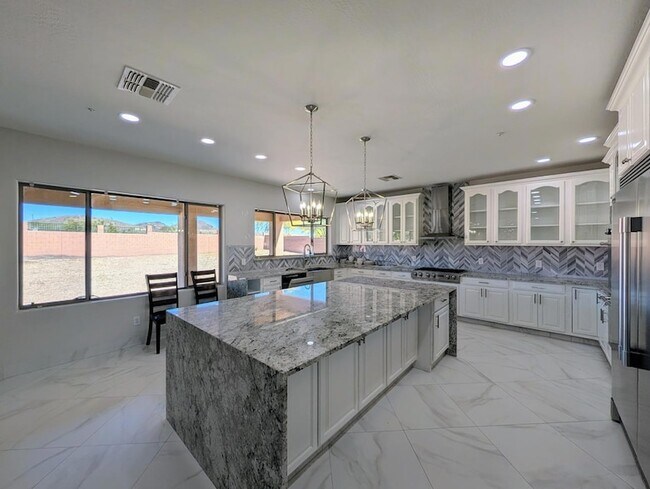 Building Photo - 27321 N Gidiyup Trail