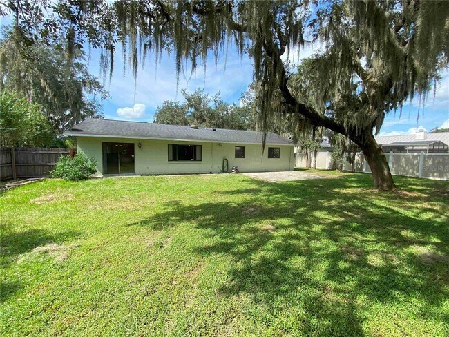 Building Photo - 9430 Lake Douglas Pl