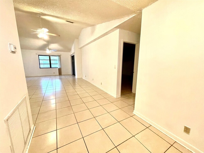 Building Photo - 9133 NW 48th St