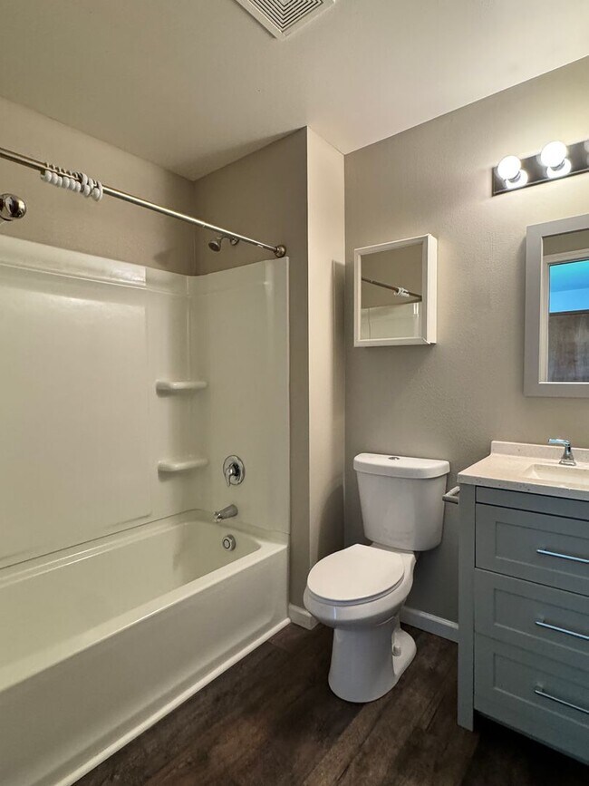 Building Photo - 4957 Pear Butte Dr