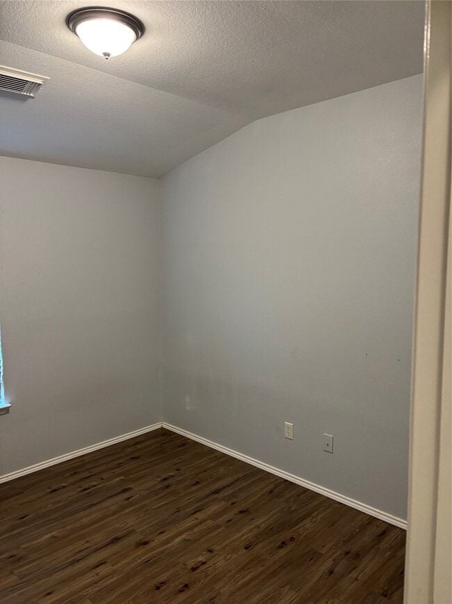 Building Photo - 18803 Prairie Larkspur Dr