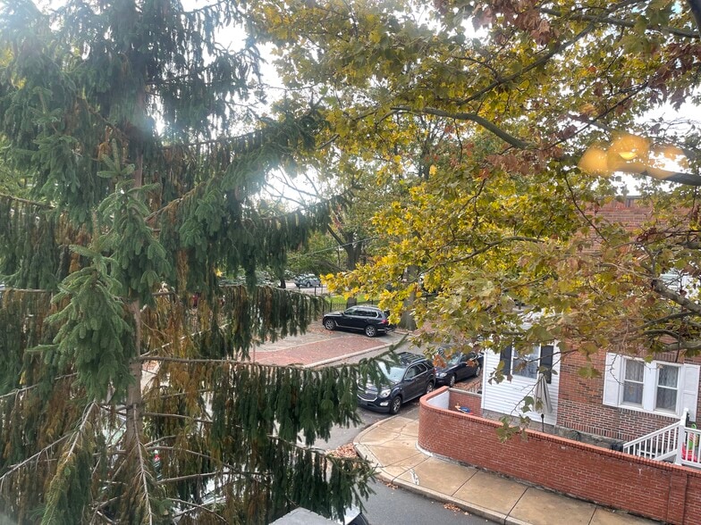 Primary Photo - 2713 S Alder St