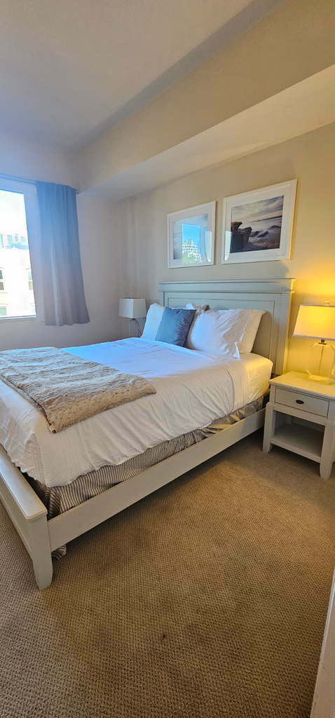 Building Photo - 445 Island Ave