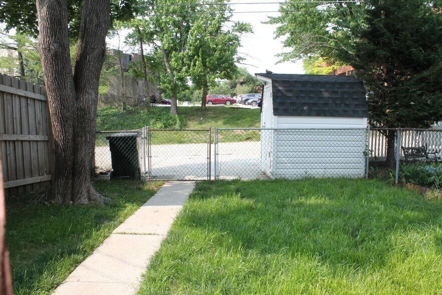 Building Photo - 1416 Putty Hill Ave