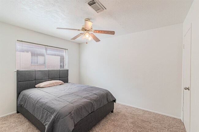 Building Photo - 4606 Fitzwater Dr