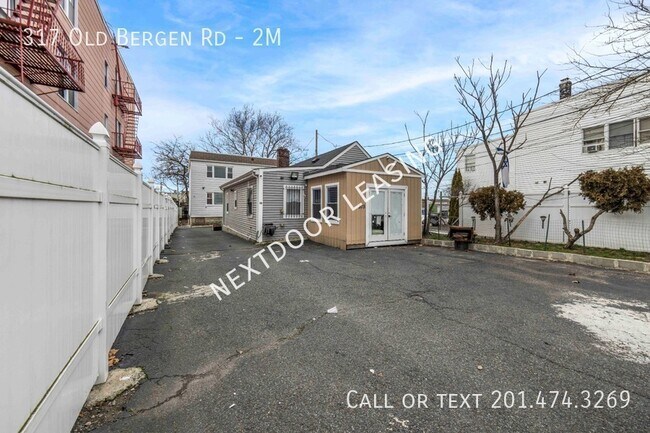 Building Photo - 317 Old Bergen Rd