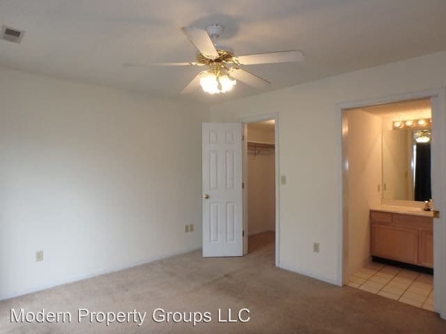 Building Photo - 3 br, 2 bath House - 4631 Brandon Woods St.