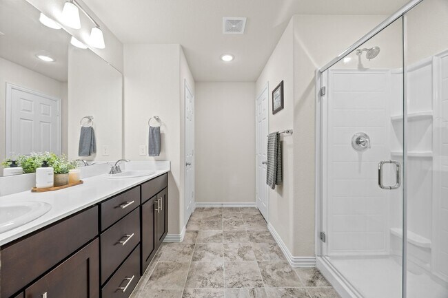 Building Photo - 3249 Glorioso Dr