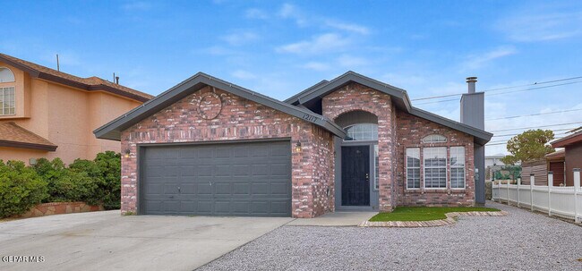 Primary Photo - 12117 Desert Quail Ave