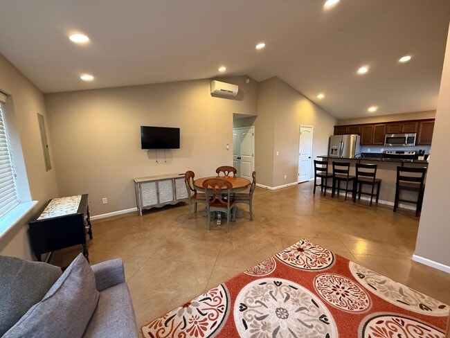 Building Photo - Nowells Subdivision Town Homes - Fully Furnished and Utilities Included