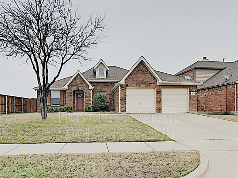 Primary Photo - 3033 Lakefield Dr