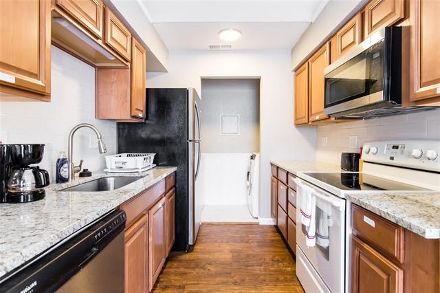 Building Photo - 2240 Tarpley Rd