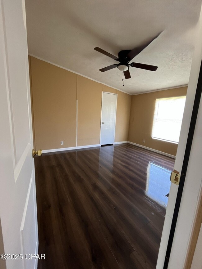 Building Photo - 2838 Altha Ave