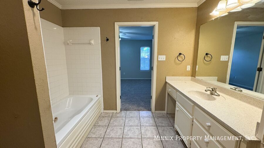 Building Photo - 2820 86th St