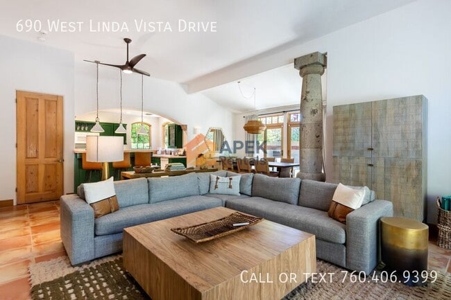 Building Photo - 690 W Linda Vista Dr