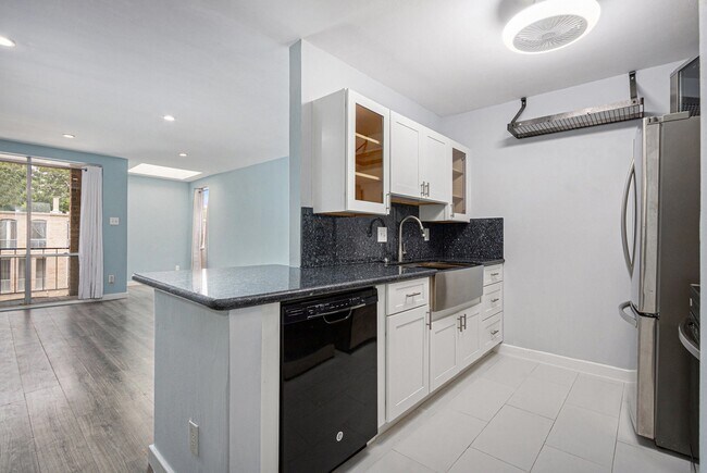 Building Photo - 4633 Wild Indigo St