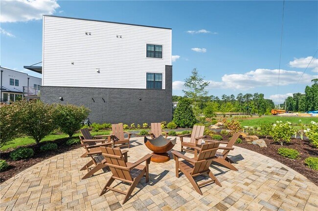 Building Photo - 2500 Northwinds Pkwy