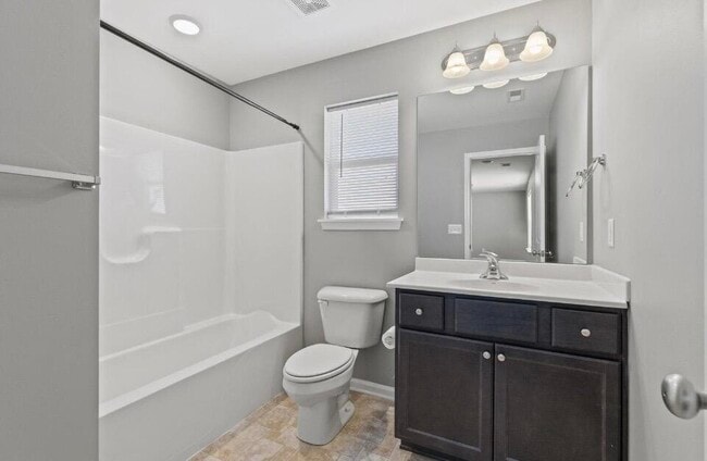 Building Photo - 104 Ancel Wy