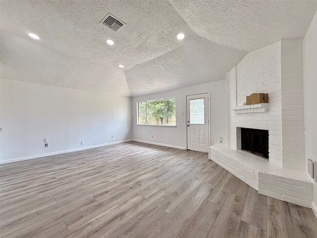 Building Photo - 6410 Rancho Blanco Ct