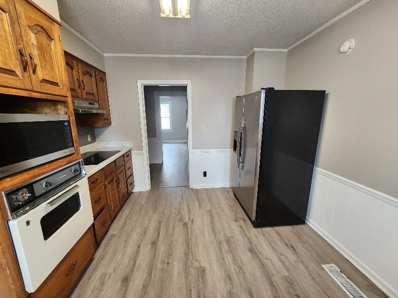 Building Photo - 2114 Buttermilk Rd