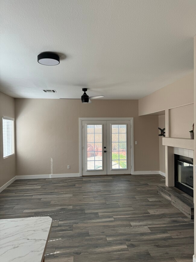 Building Photo - 7260 Gold Find Ct