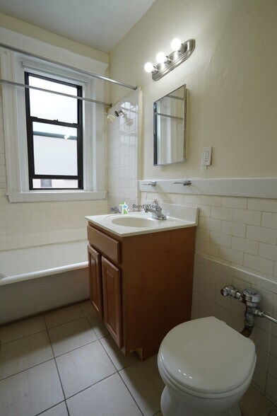 Building Photo - 1144 Commonwealth Ave