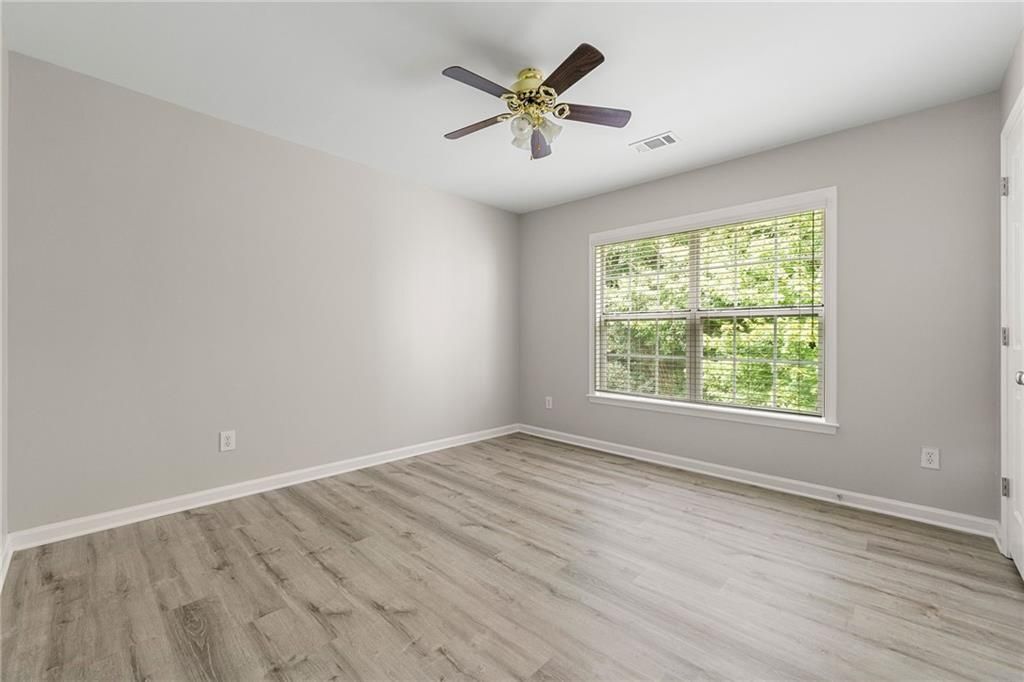 Building Photo - 28 Crystal Downs Way NE