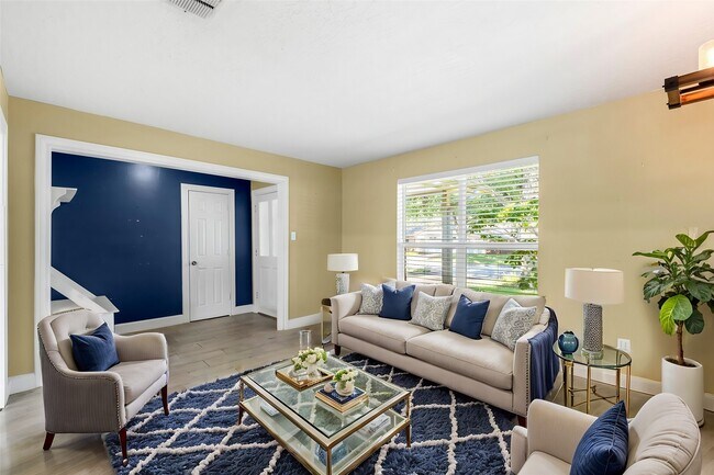 Building Photo - 3010 Westerland Dr