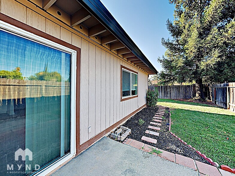 Building Photo - 6955 Greenback Ln