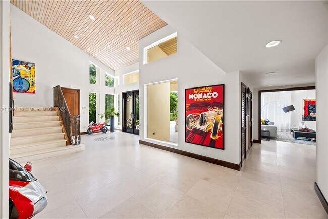 Building Photo - 7141 E Lago Dr