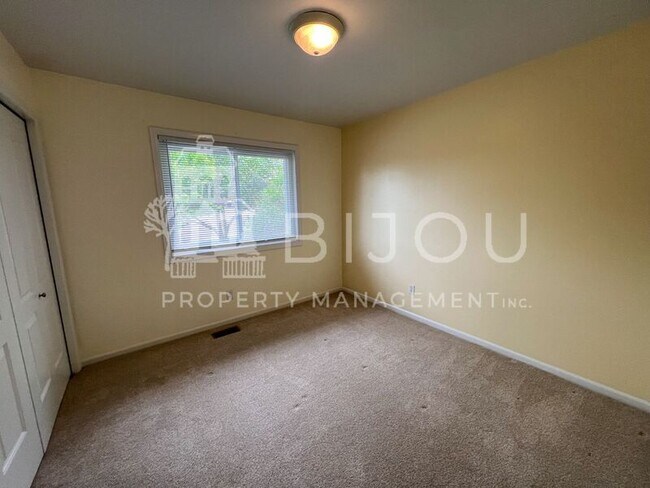 Building Photo - 4635 Woodsorrel Ct