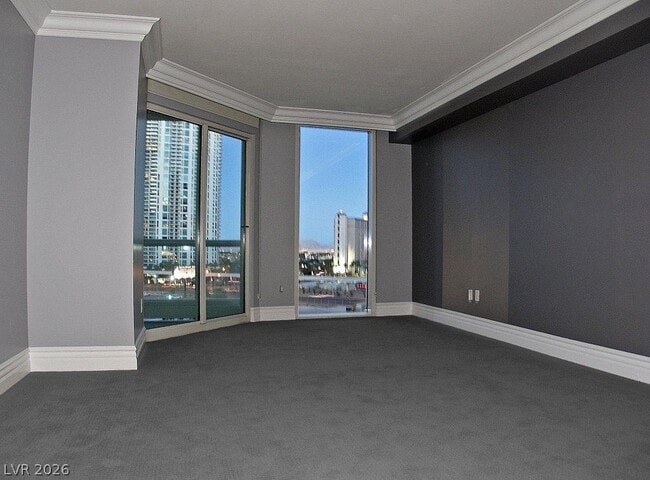 Building Photo - 2747 Paradise Rd