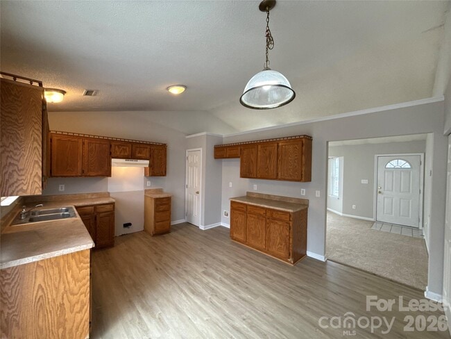 Building Photo - 3214 Atlas Dr