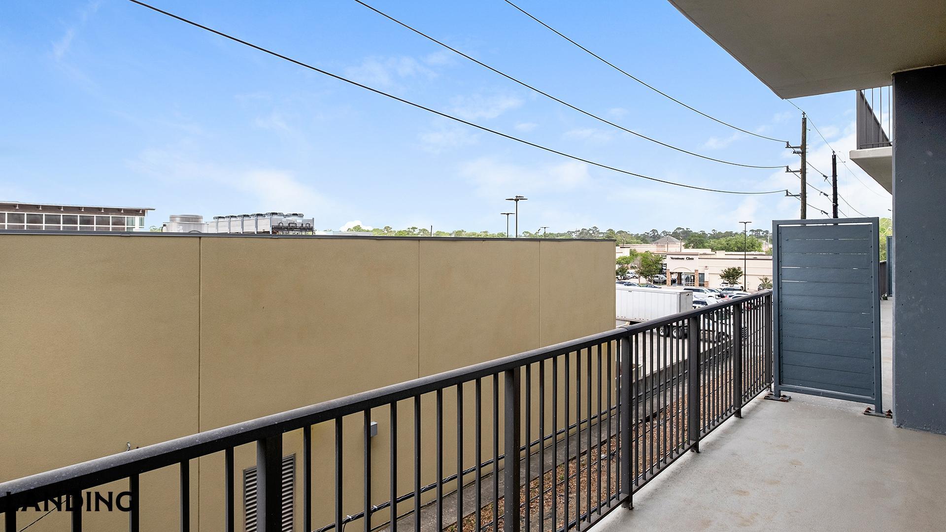 Building Photo - 1414 Wood Hollow Dr