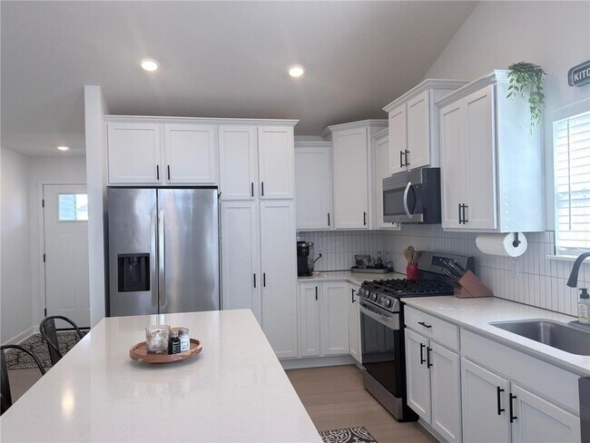 Building Photo - 23245 Farmstead Wy